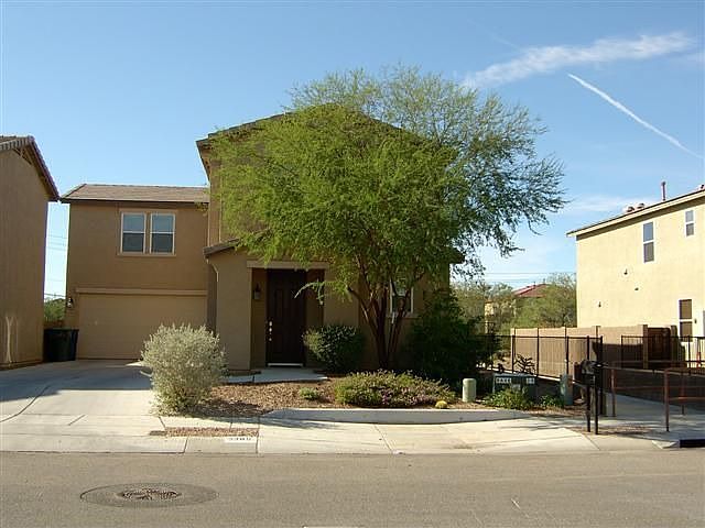 tile roof & 2 car garage