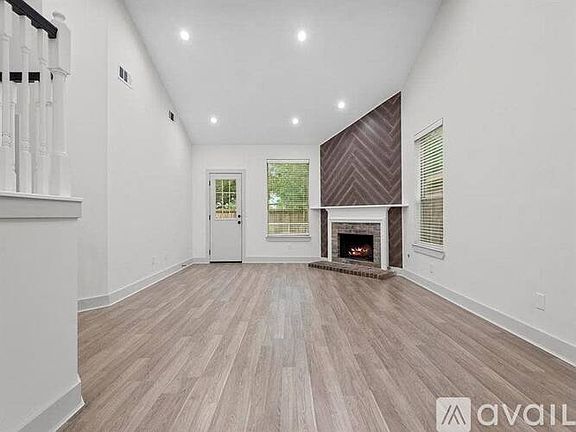 3rd image of 2930 Desert Oasis Ln