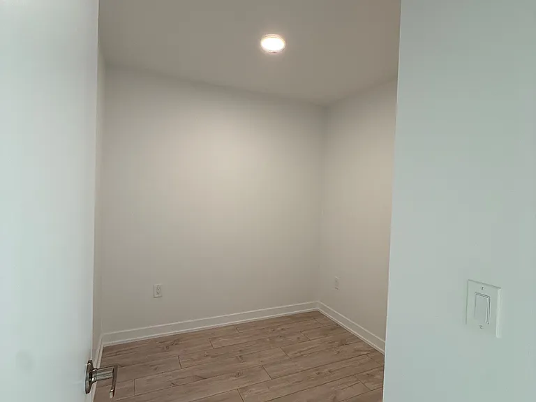 740 Whitlock Ave #204 — Photo 6