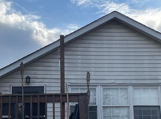215 Main Ave, Hawley, PA 18428