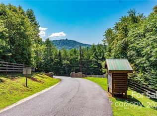 53 & 54 Mountain Crest Dr #53/54, Marion, NC 28752