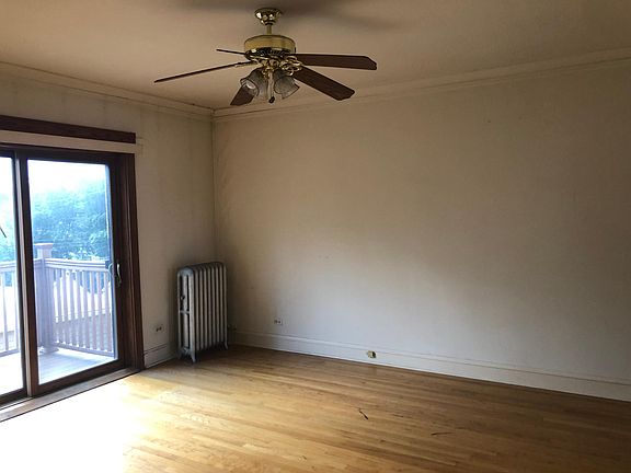 3rd image of 3333 W Berteau Ave APT 3B