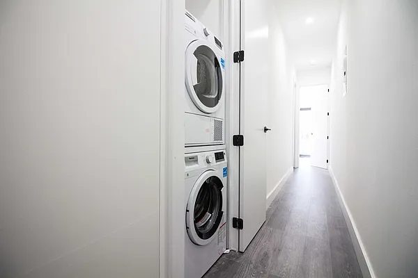 Rented by Nooklyn NYC LLC | media 9