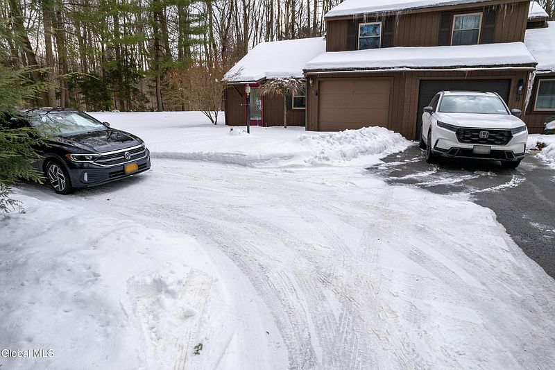 4th image of 13 Glenbrook Drive