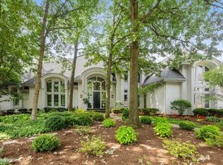 8370 Fars Cv, Burr Ridge, IL 60527