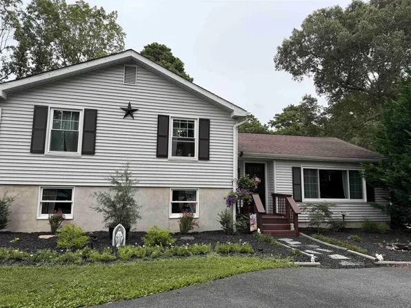 708 S 2nd Ave, Galloway, NJ 08205