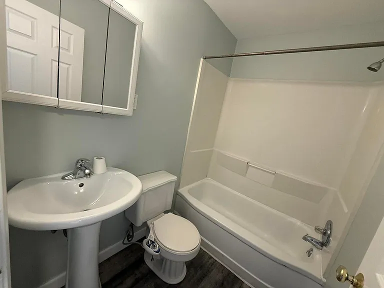 633 Bagley Ave — Photo 18
