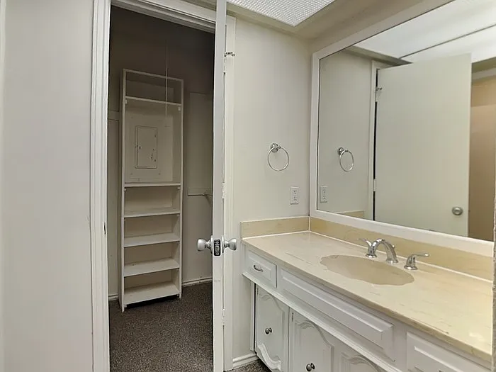 3110 Berkshire Dr — Photo 13