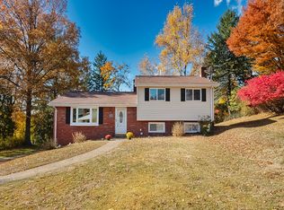 8459 Ridgemont Rd, Pittsburgh, PA 15237