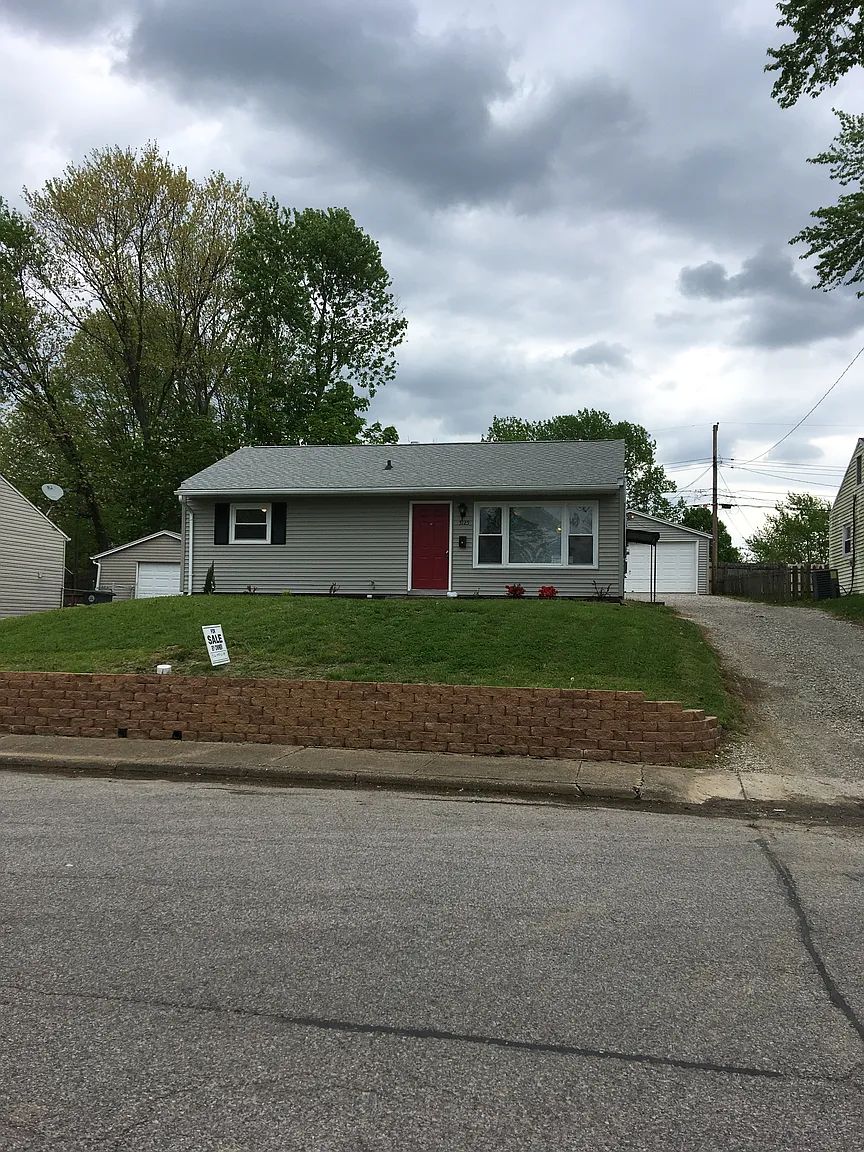 5125 Sherbrooke Rd photo 1