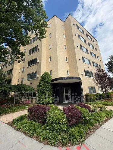 5315 Connecticut Ave NW Photo 1