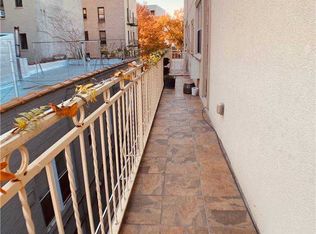2566 33rd St #3F, Astoria, NY 11106