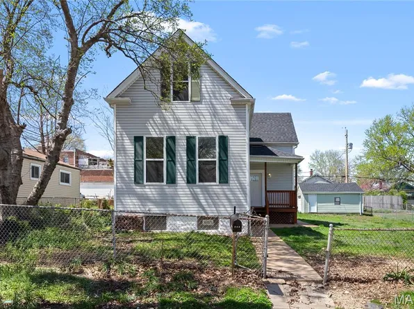 831 Wachtel Ave, Saint Louis, MO 63125