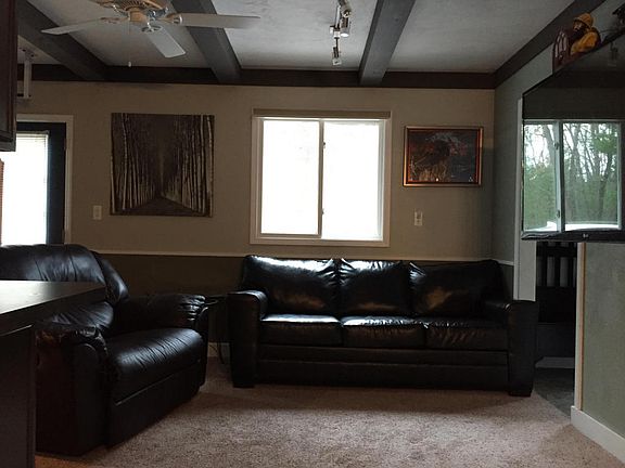 5th image of 3035 Kneeland St
