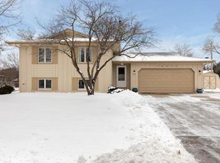 16215 Gannon Ave, Rosemount, MN 55068