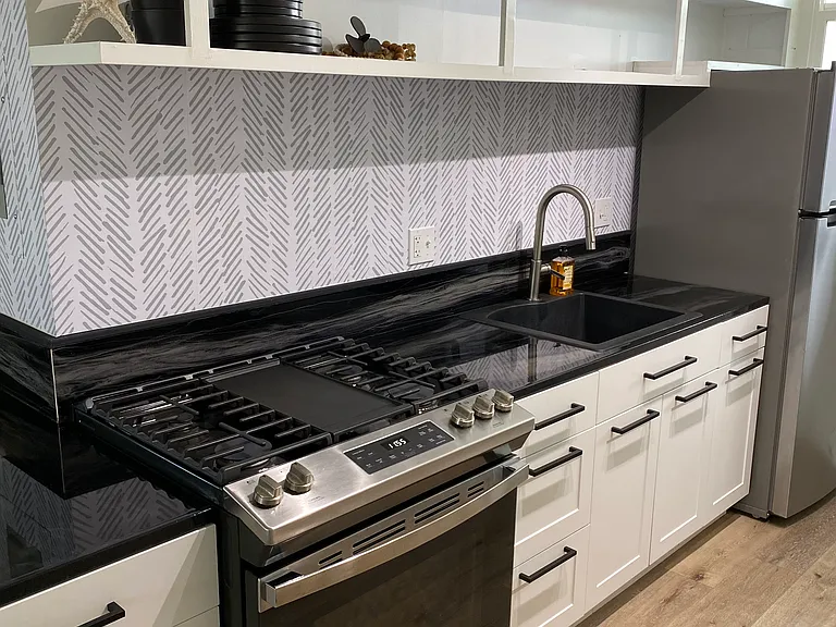 2019 Citron St #10 — Photo 5