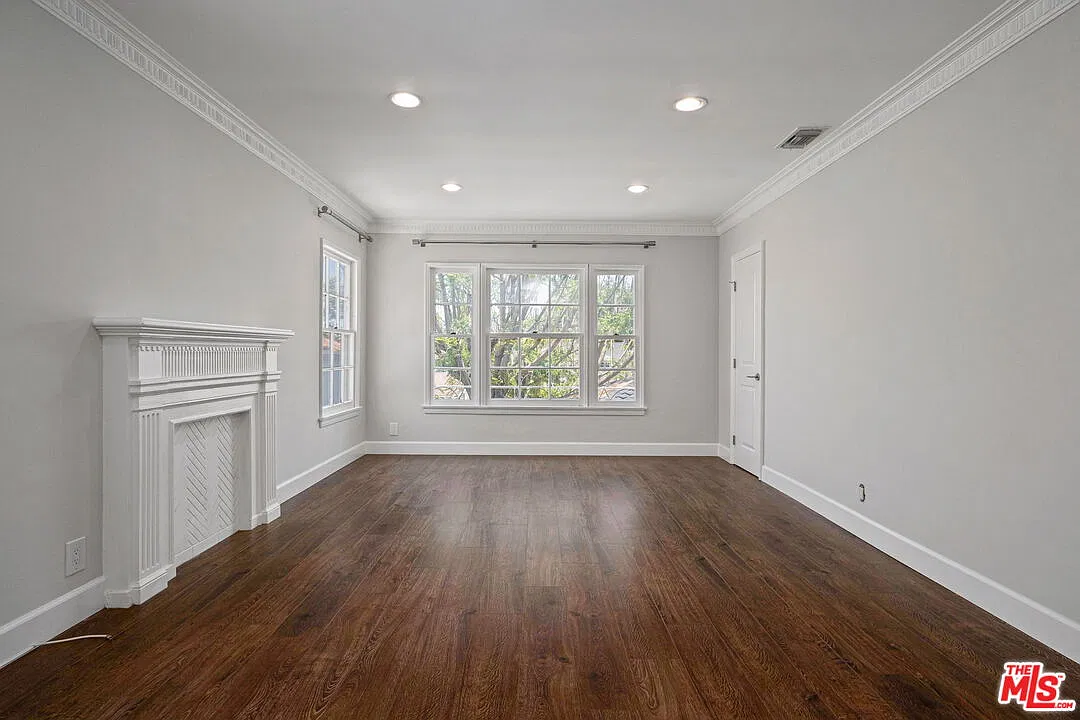 1 bed, 1.0 bath, $3,350 — Photo 3