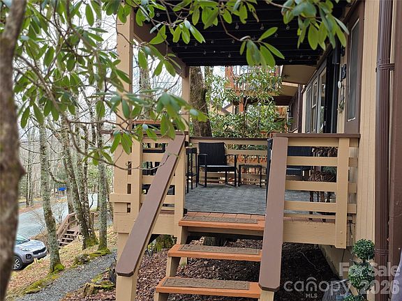 3rd image of 108 Northridge Rd #1B