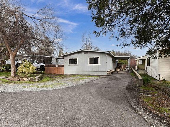 2nd image of 1825 Live Oak Dr