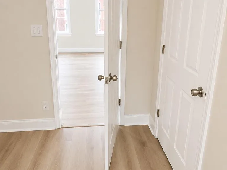 1433 W Lombard St #4 — Photo 6