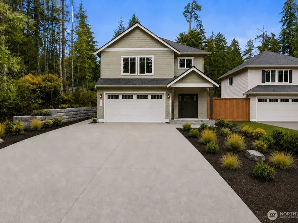 4140 Lakeview Avenue NW, Bremerton, WA 98312