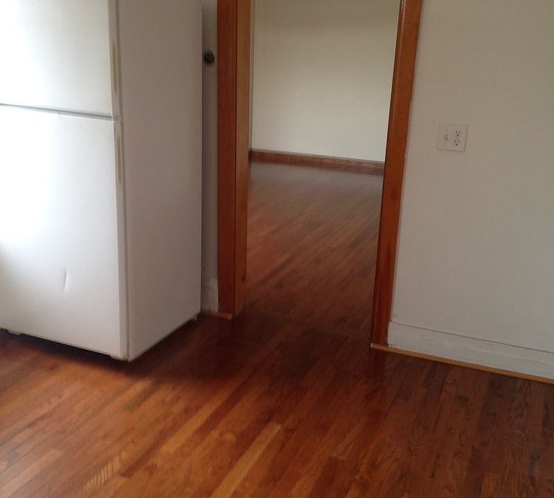 1st image of 2458 43rd St APT 19