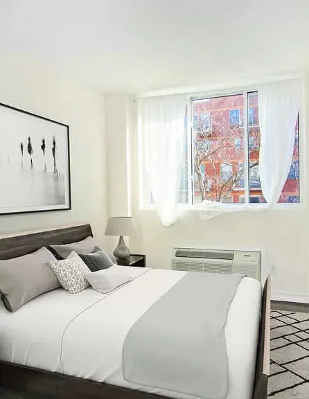 82-76 116th St #401 — Photo 3