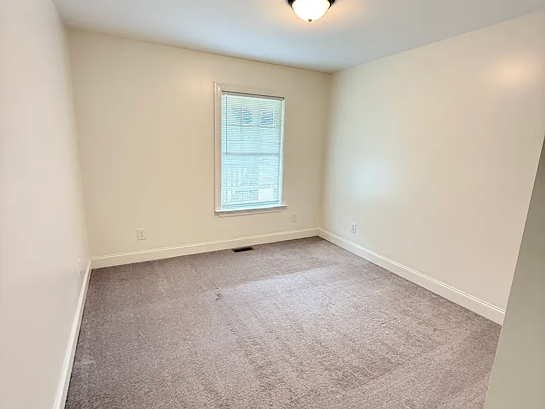 2662 Oscar Bradford Rd — Photo 10