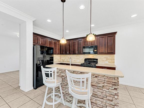 5th image of 21057 Anclote Ct