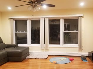 435 10th St, Palisades Park, NJ 07650