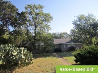 145 Leisure Cir, China Spring, TX 76633