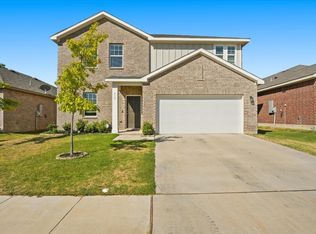 516 Scuttle Dr, Crowley, TX 76036