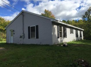 22 Pleasant Hill Dr, Waterville, ME 04901