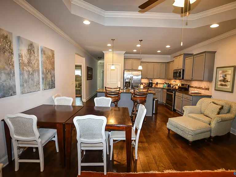 93 Cypress Grove Ln — Photo 3