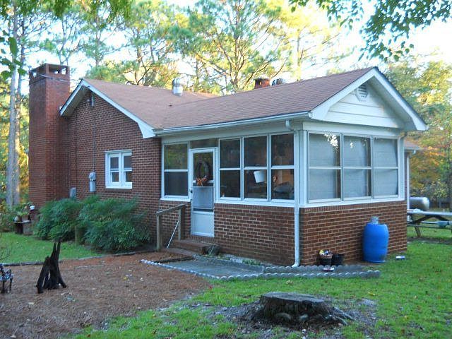 2nd image of 136 Clemmer Rd