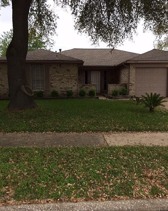 1st image of 3919 Sandlewood Dr