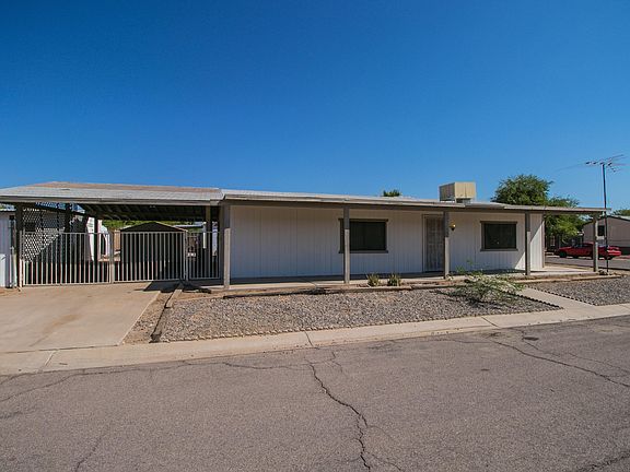 4th image of 1446 N 181st Dr