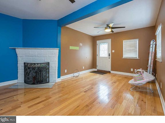 3rd image of 130 E Cooke Ave