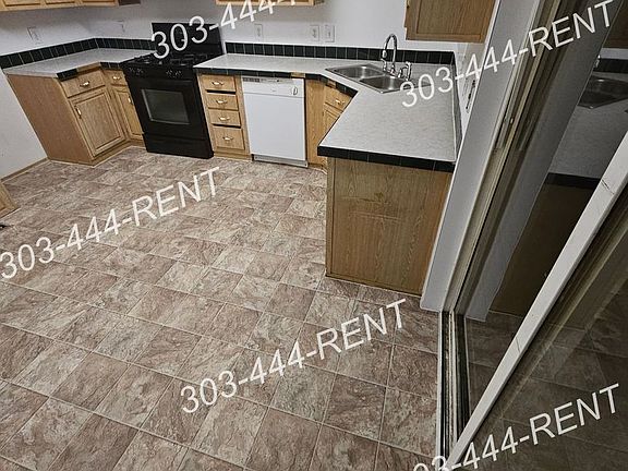 5th image of 100 Wenatchee St