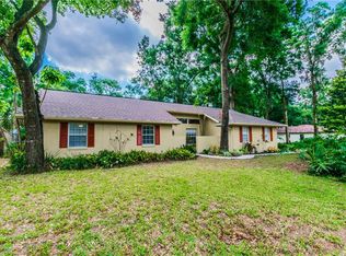 2606 Bismark Dr, Valrico, FL 33596