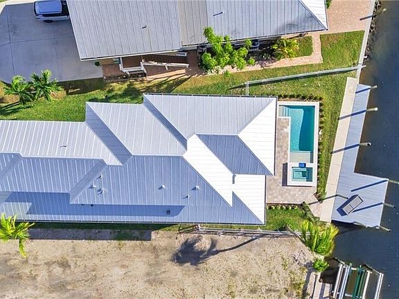 5th image of 745 Matanzas CT