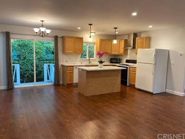 18152 Rayen St, Northridge, CA 91325