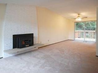 19821 32nd Ave SE, Bothell, WA 98012