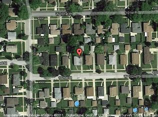 4524 W 102nd St, Oak Lawn, IL 60453