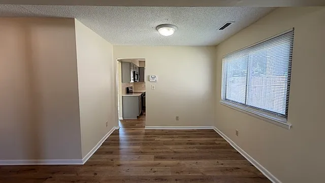 1818 Delaney St — Photo 11