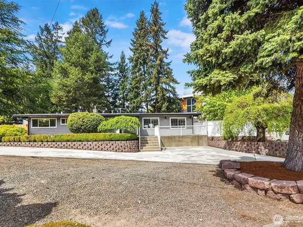79 110th AVE SE, Bellevue, WA 98004