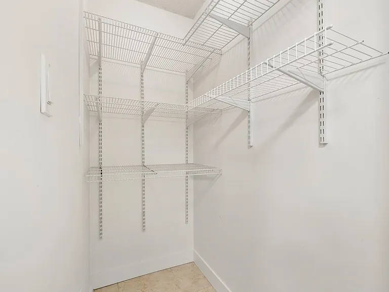 9857 Manchester Dr #407 — Photo 22
