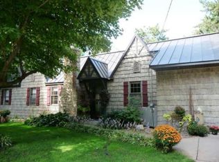 N2244 Cleghorn Rd, Waupaca, WI 54981