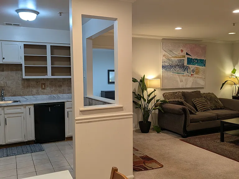 612 Waterford Dr — Photo 1