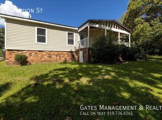 230 W Union St, Hillsborough, NC 27278